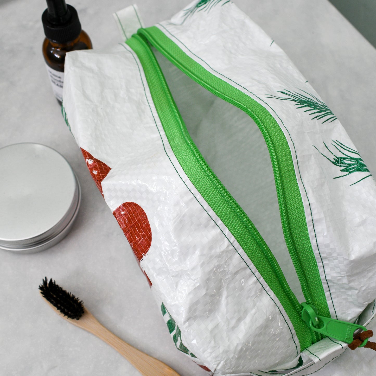 Men's Ultralight Toiletry Bag